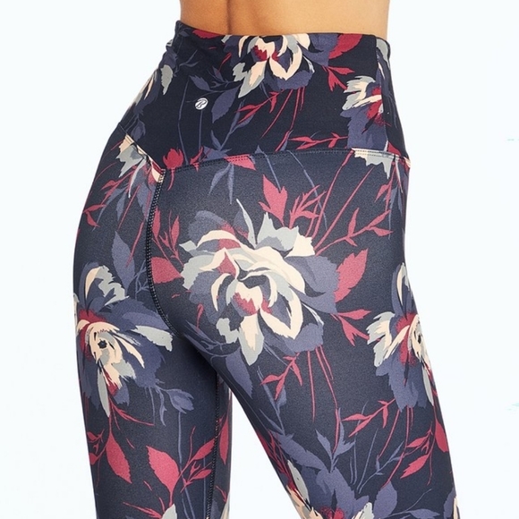 Pants - NWT Bally's Floral HighRise Tummy Control Legging